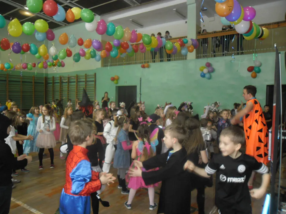 Bal — zdjęcie 59