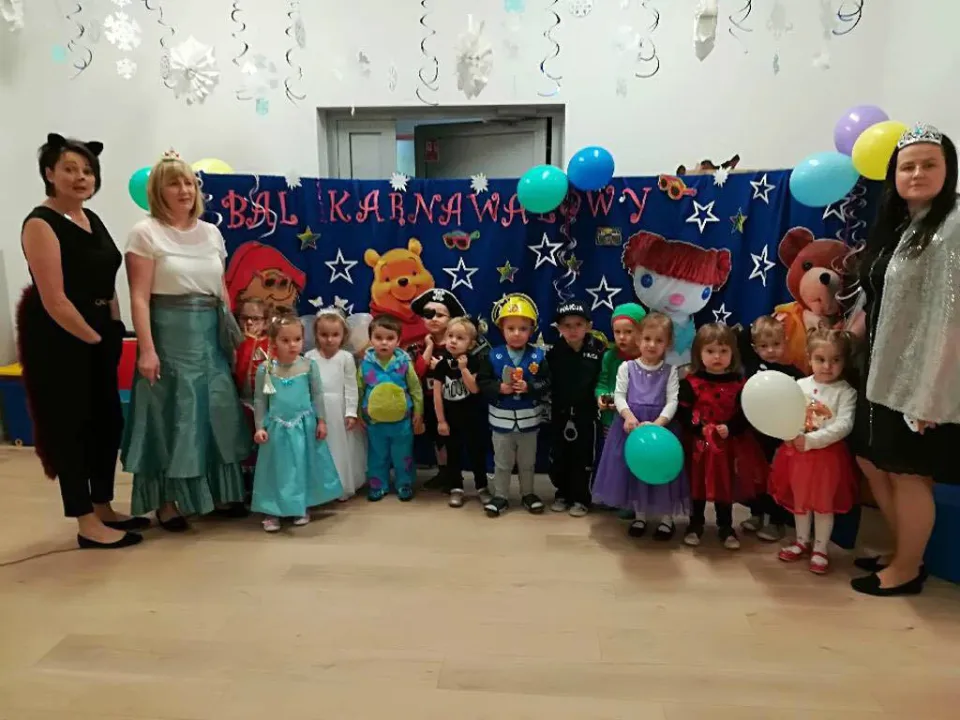 Zabawa karnawałowa w przedszkolu — zdjęcie 11