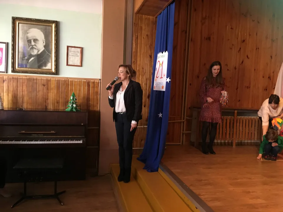 Dzień Babci i Dziadka w grupie Pszczółek — zdjęcie 7