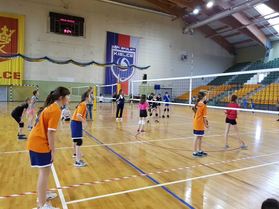 Minisiatkówka dziewcząt — zdjęcie 5