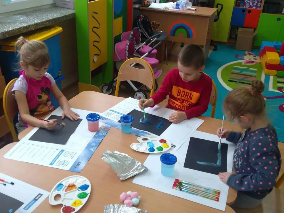 Zimowa improwizacja w grupie Delfinów — zdjęcie 8