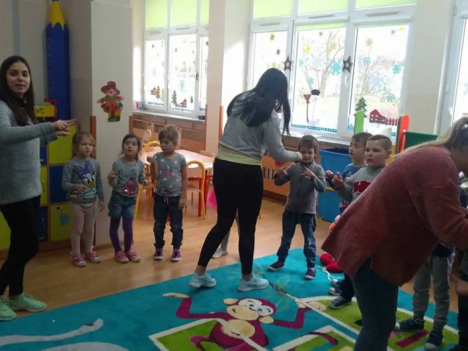 Wizyty studentek z Hiszpanii w naszym przedszkolu — zdjęcie 4