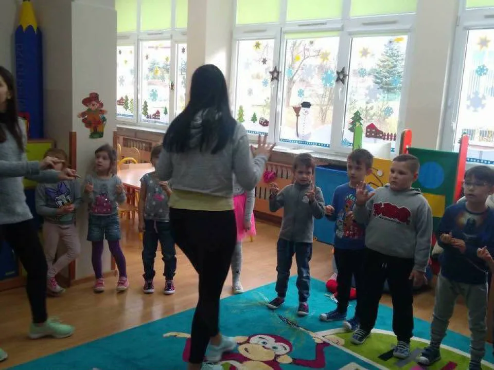Wizyty studentek z Hiszpanii w naszym przedszkolu — zdjęcie 13