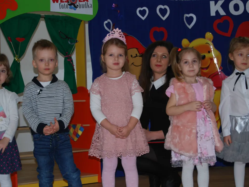Dzień Babci i Dziadka w grupie Motylków — zdjęcie 11