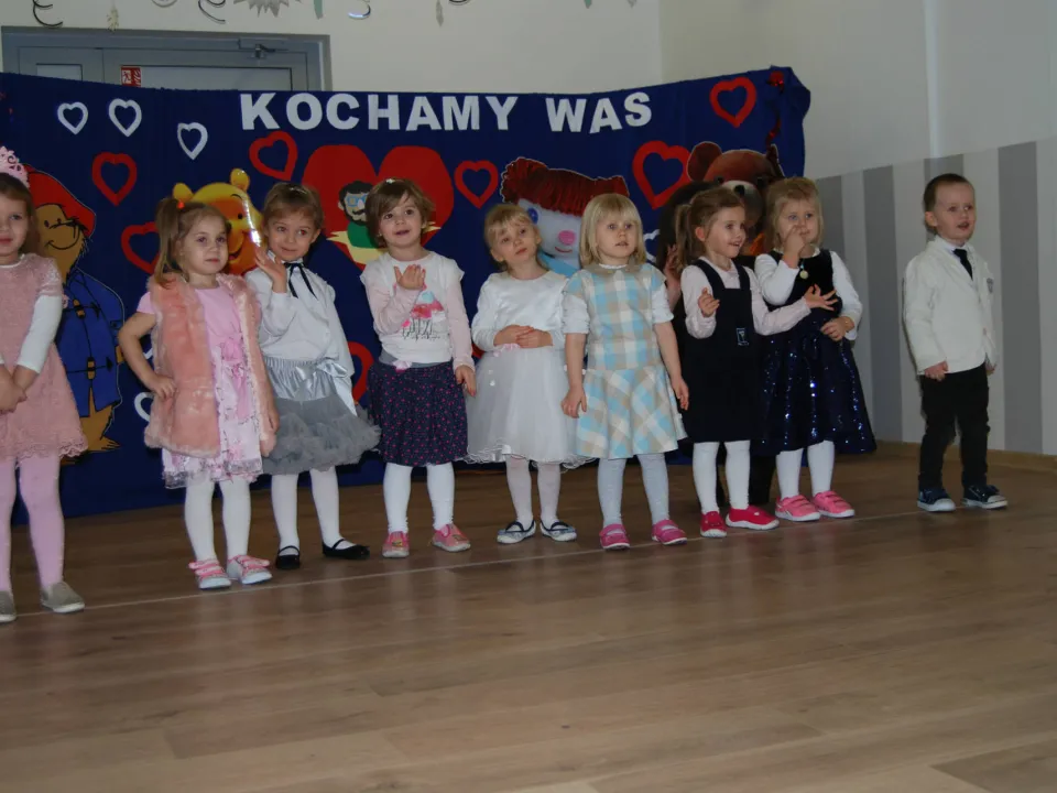 Dzień Babci i Dziadka w grupie Motylków — zdjęcie 14