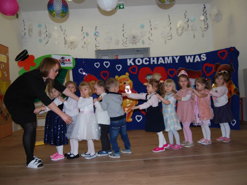 Dzień Babci i Dziadka w grupie Motylków — zdjęcie 16
