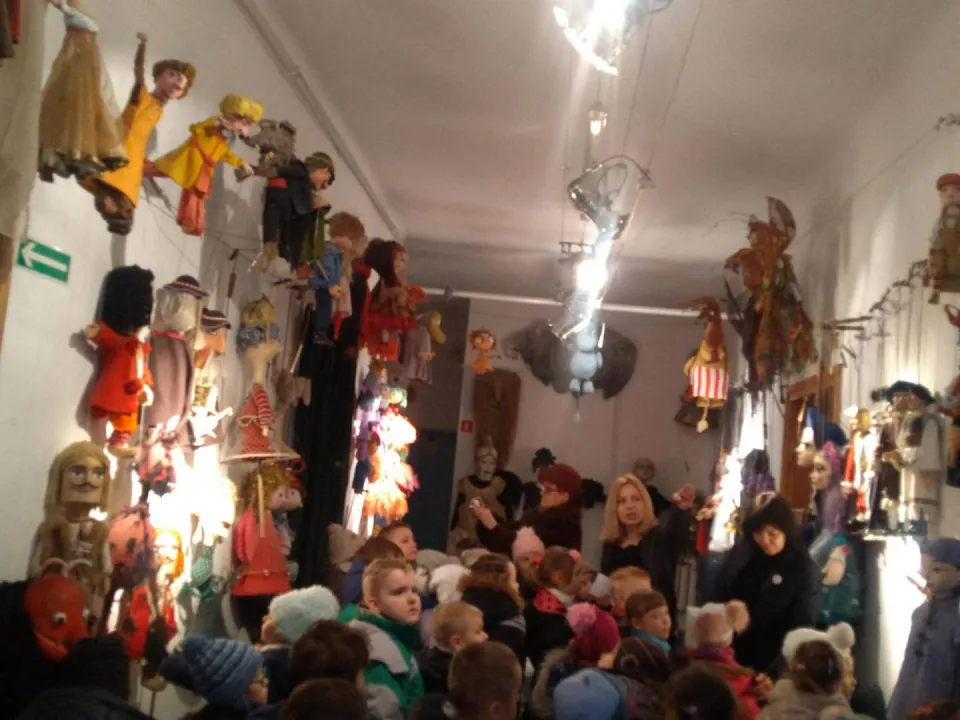 Delfiny w Teatrzyku Lalki i Aktora "Kubuś" — zdjęcie 3