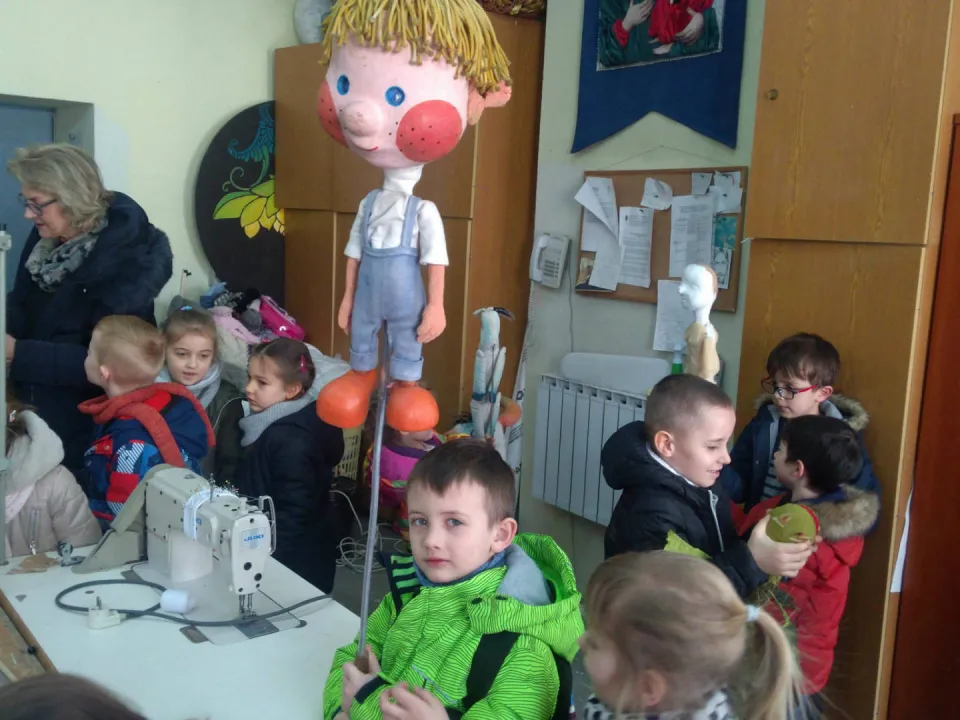 Delfiny w Teatrzyku Lalki i Aktora "Kubuś" — zdjęcie 4
