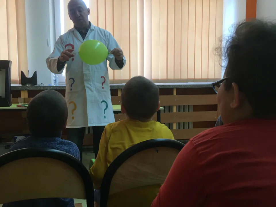 Warsztaty "Fizyka dla smyka" — zdjęcie 12