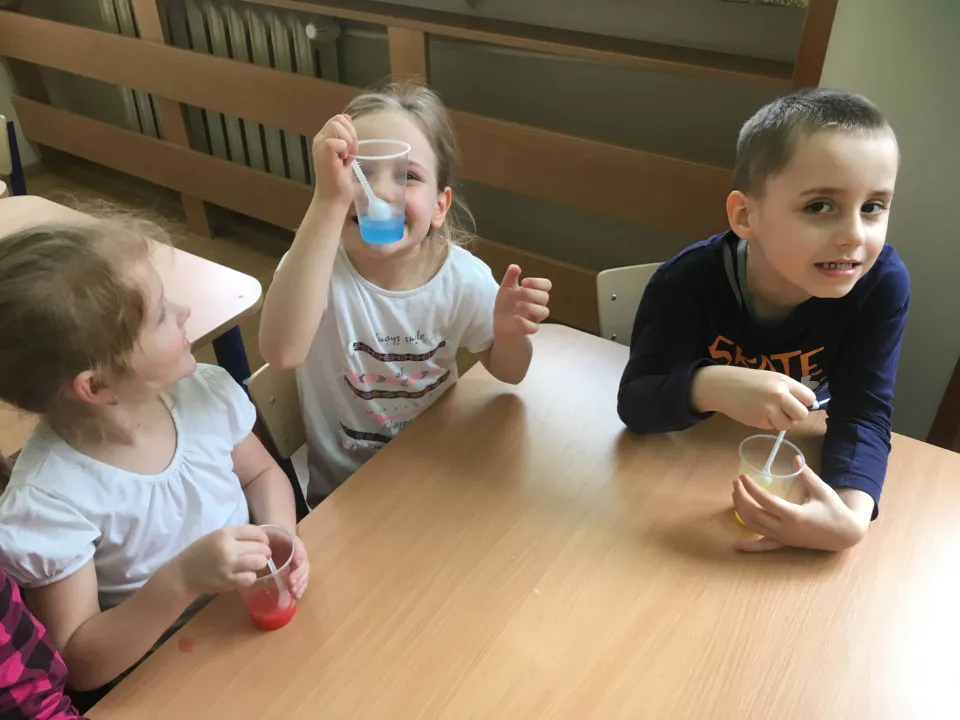 Delfiny eksperymentują — zdjęcie 7
