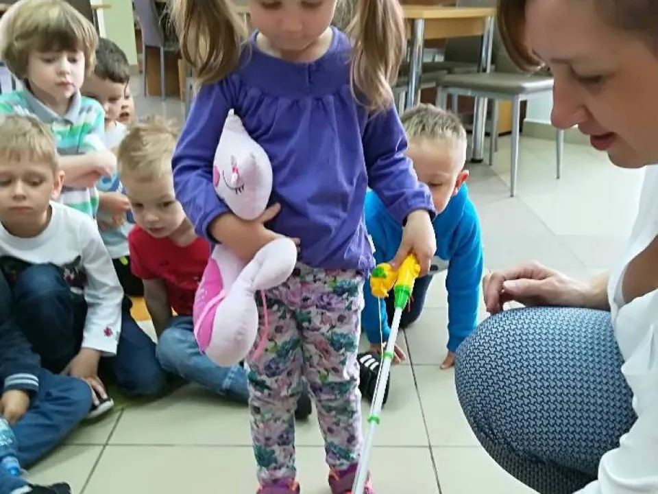 "Nasze książki" w grupie Biedronek. — zdjęcie 12