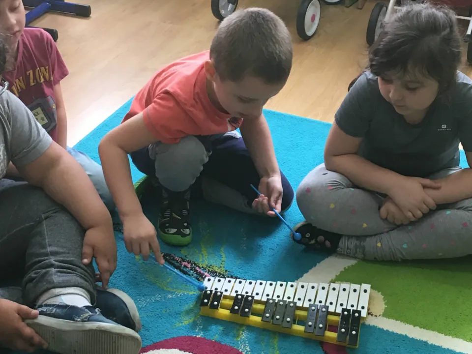 Tydzien pełen muzyki w grupie Delfinów — zdjęcie 9