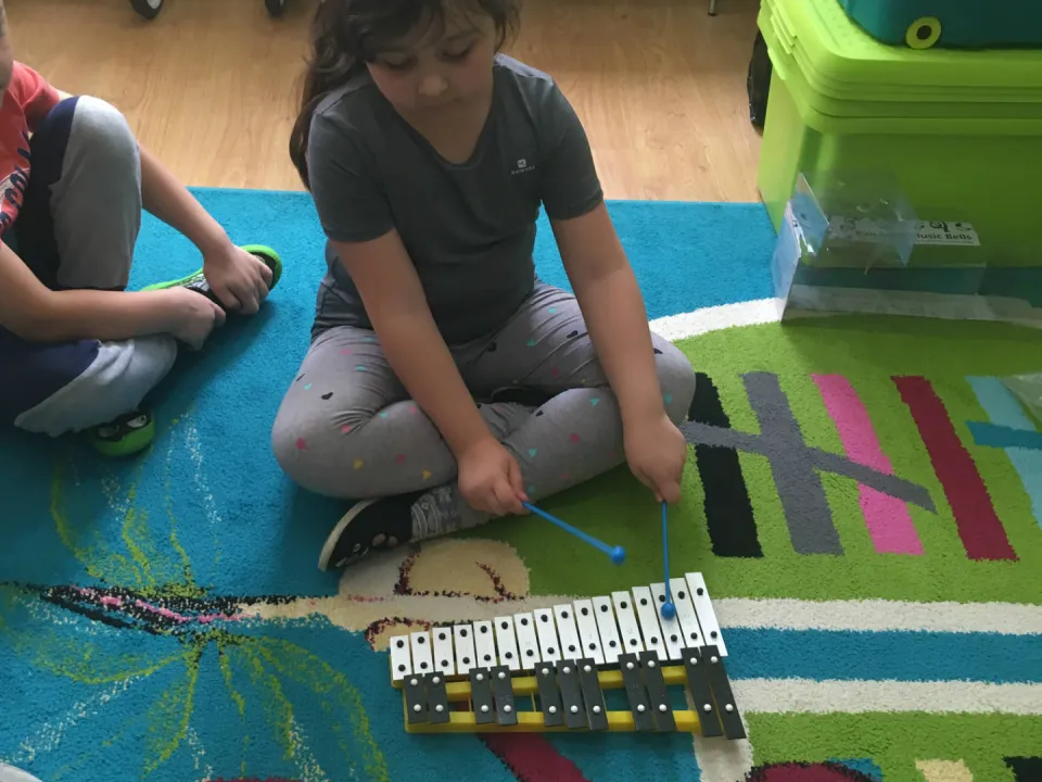 Tydzien pełen muzyki w grupie Delfinów — zdjęcie 12