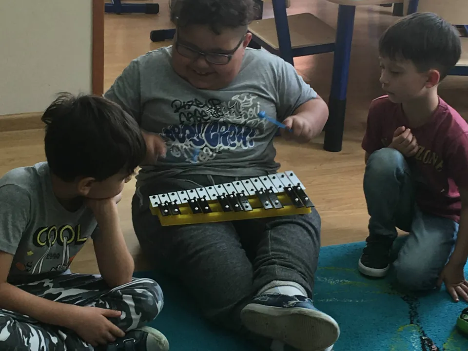 Tydzien pełen muzyki w grupie Delfinów — zdjęcie 26