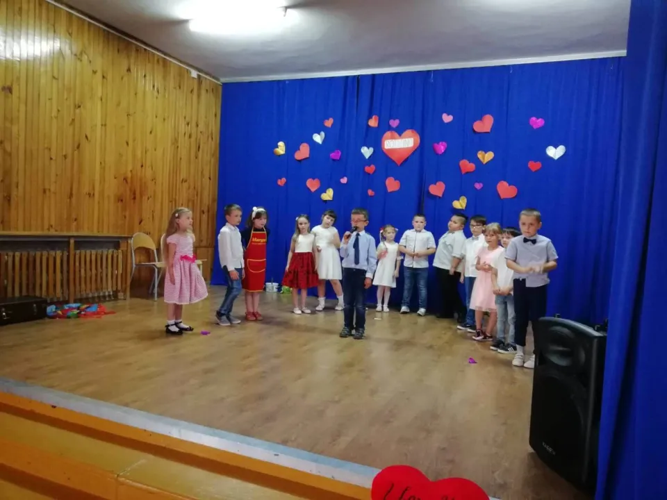 Uroczysty Dzień Rodziny w grupie Delfinów — zdjęcie 2