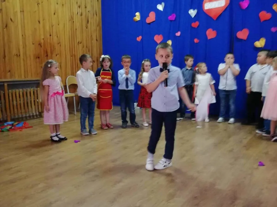 Uroczysty Dzień Rodziny w grupie Delfinów — zdjęcie 6