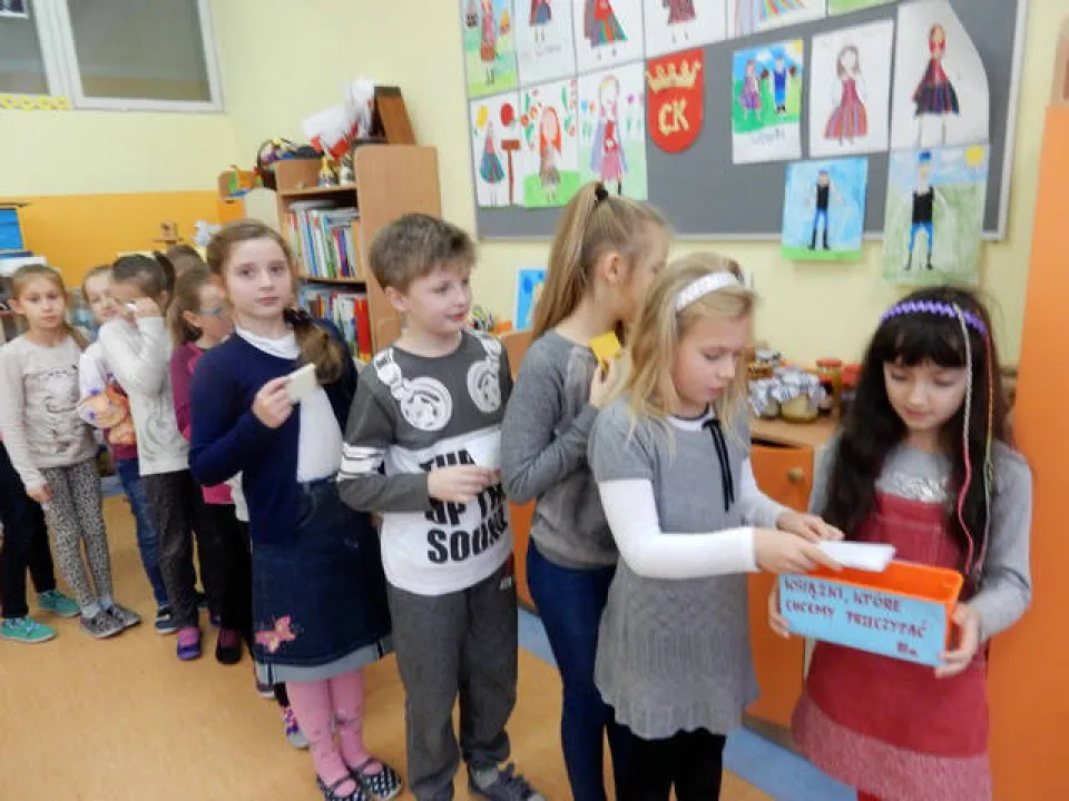 Promocja czytania w IIIa — zdjęcie 2