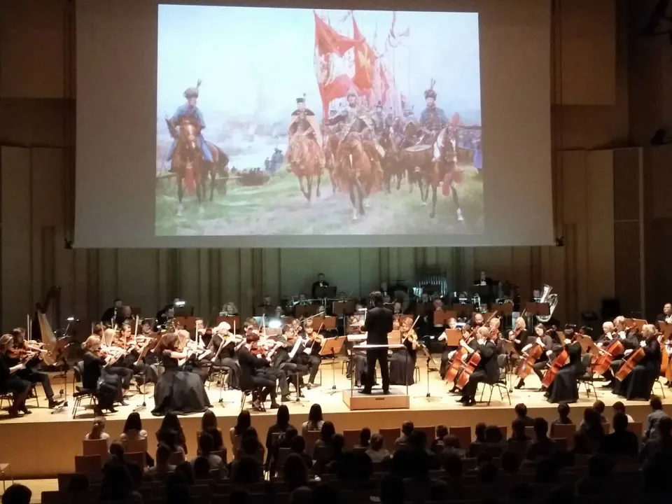5c w filharmonii — zdjęcie 7