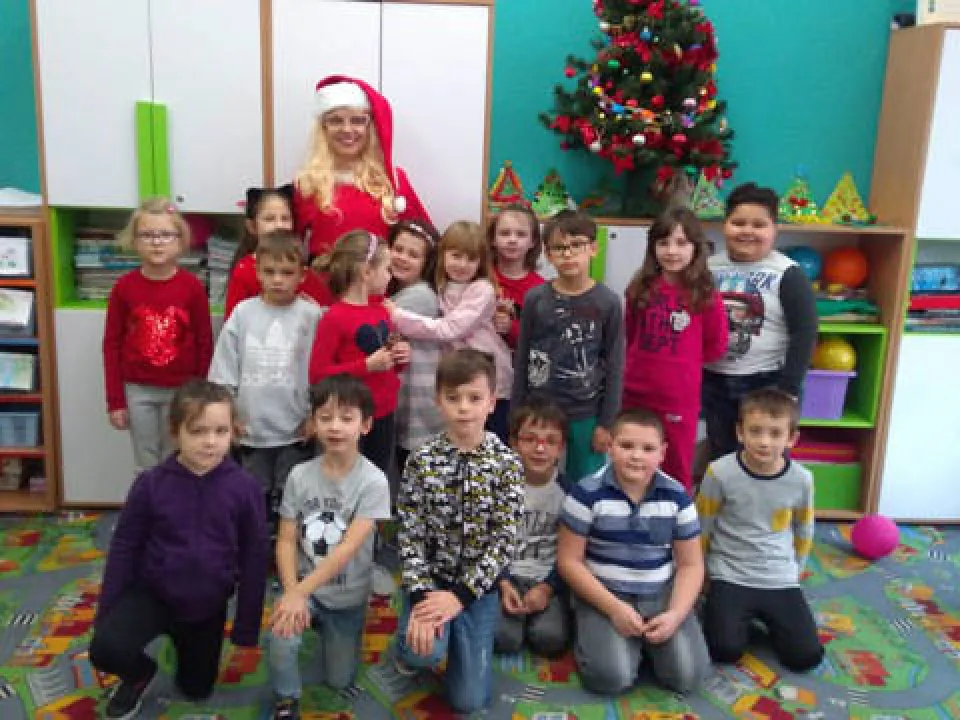 Wizyta Pomocnika Świętego Mikołaja w klasie 1c — zdjęcie 6