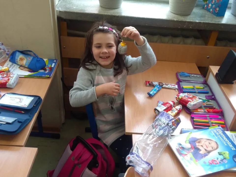Wizyta Pomocnika Świętego Mikołaja w klasie 1c — zdjęcie 9