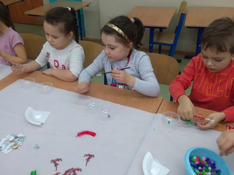 Świąteczne warsztaty w klasie 1c — zdjęcie 18