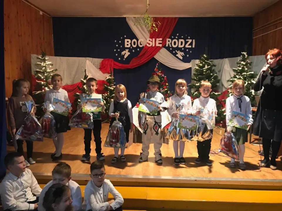 Konkurs plastyczny "Złota Pani Jesień" w klasach 0-3 — zdjęcie 5