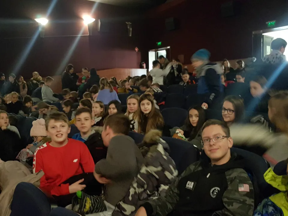 6a w kinie — zdjęcie 1