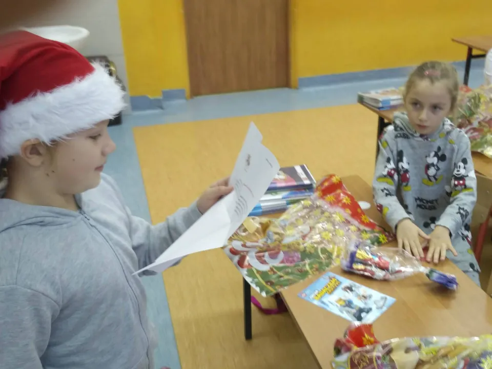 Mikołajki w klasie 2a — zdjęcie 11