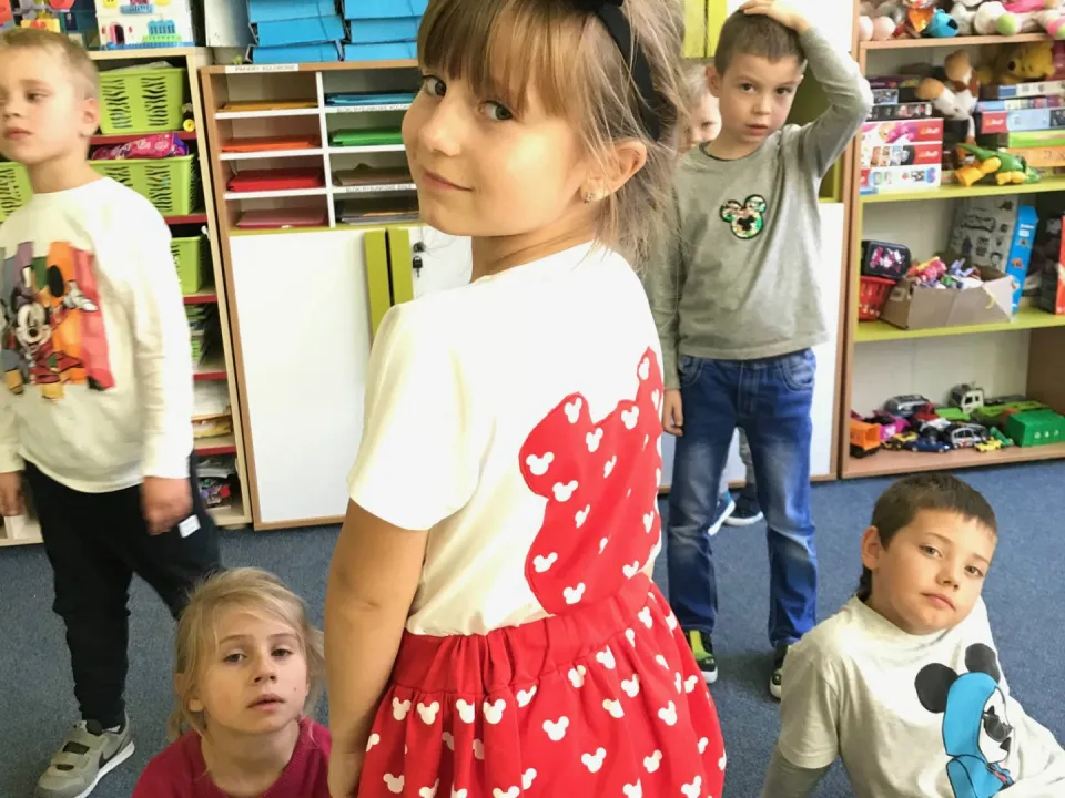 Międzynarodowy Dzień Postaci z Bajek w klasie 0a — zdjęcie 2