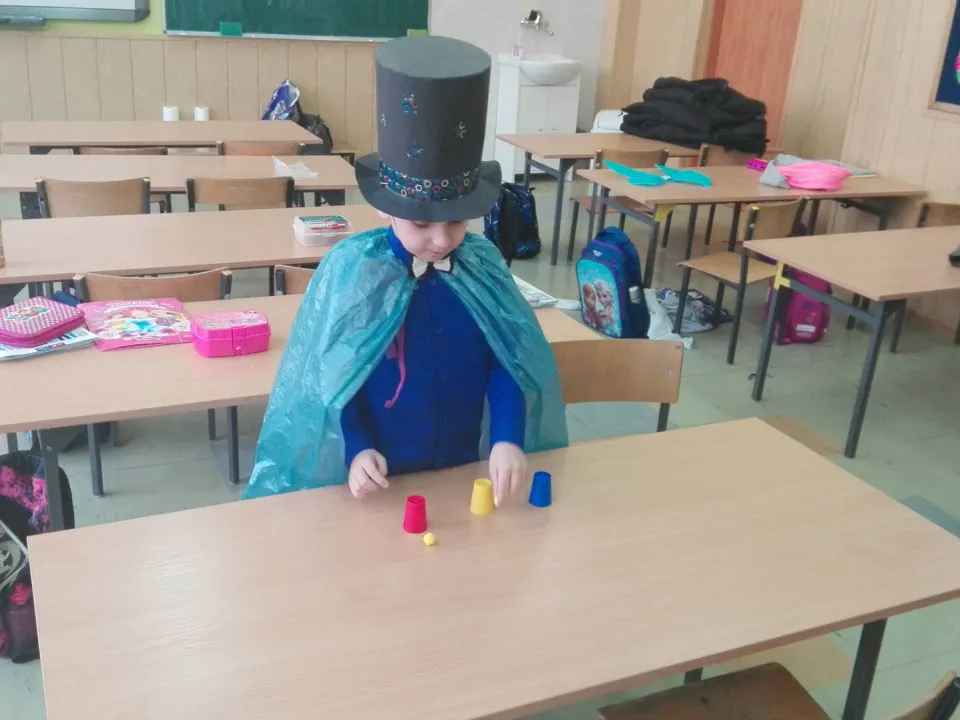 Zabawa andrzejkowa w klasie IId — zdjęcie 3