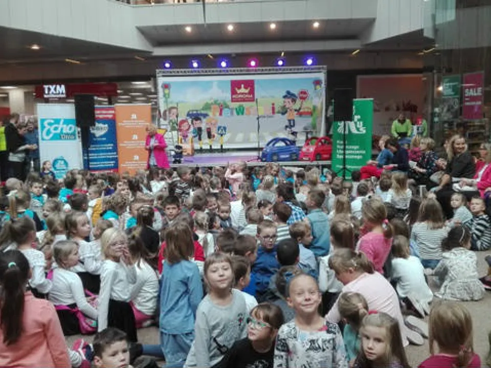 Ia w akcji "Pierwszaki - zdrowo i bezpiecznie do szkoły" — zdjęcie 2