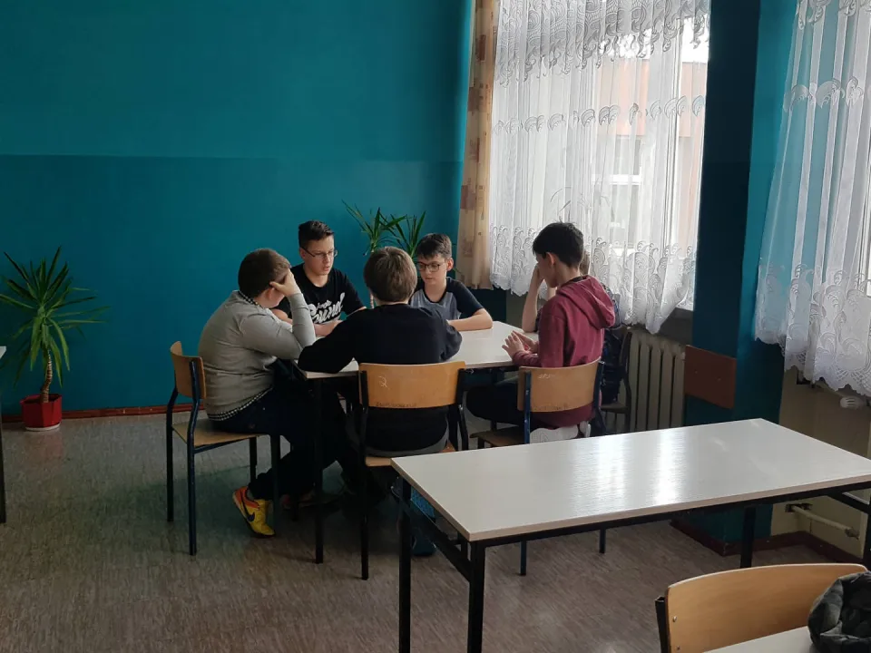Dzień Kobiet w 6a — zdjęcie 7