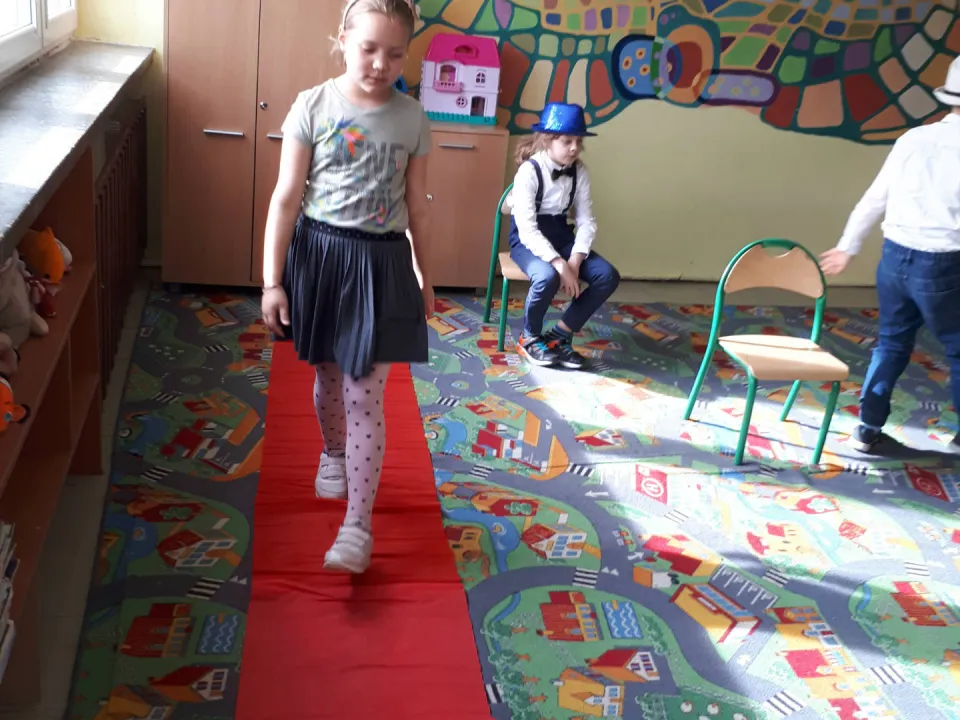 *marca na świetlicy — zdjęcie 19