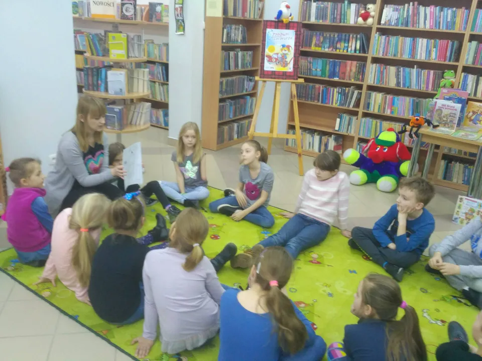 2a w bibliotece — zdjęcie 4