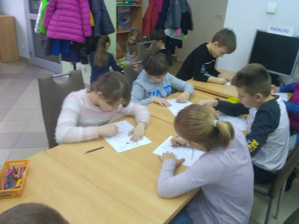 2a w bibliotece — zdjęcie 11