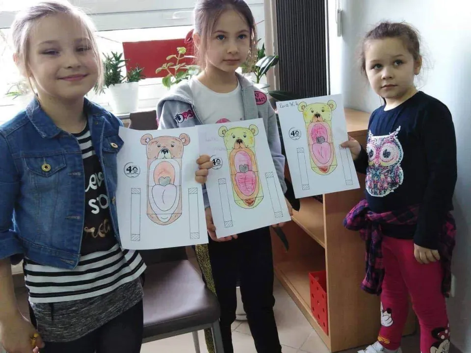 "Zabawki w literaturze" - klasa 1c w bibliotece — zdjęcie 6