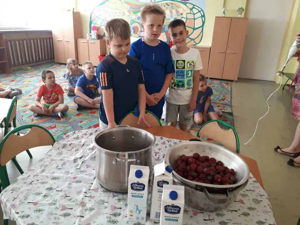 Truskawkowy dzień na świetlicy — zdjęcie 4