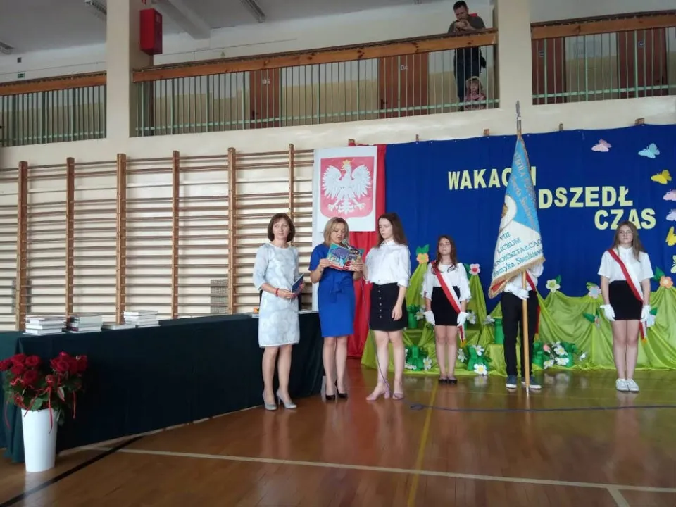 Zakończenie roku 2018/19 kl 4 — zdjęcie 7