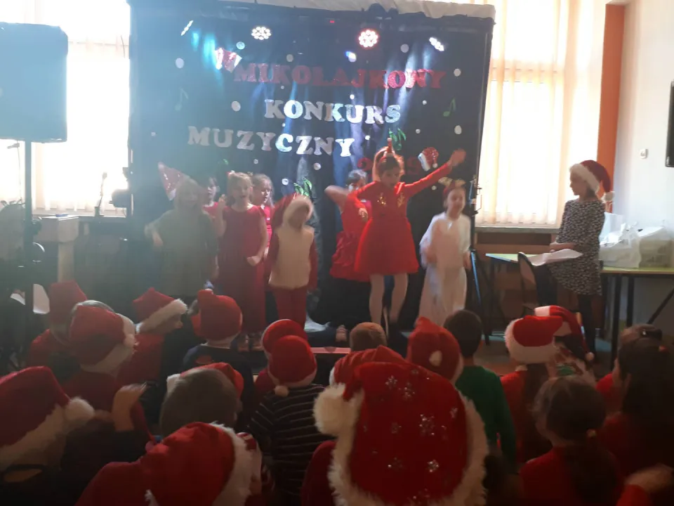 Mikołajkowy Konkurs Piosenki Świetlicowej — zdjęcie 3