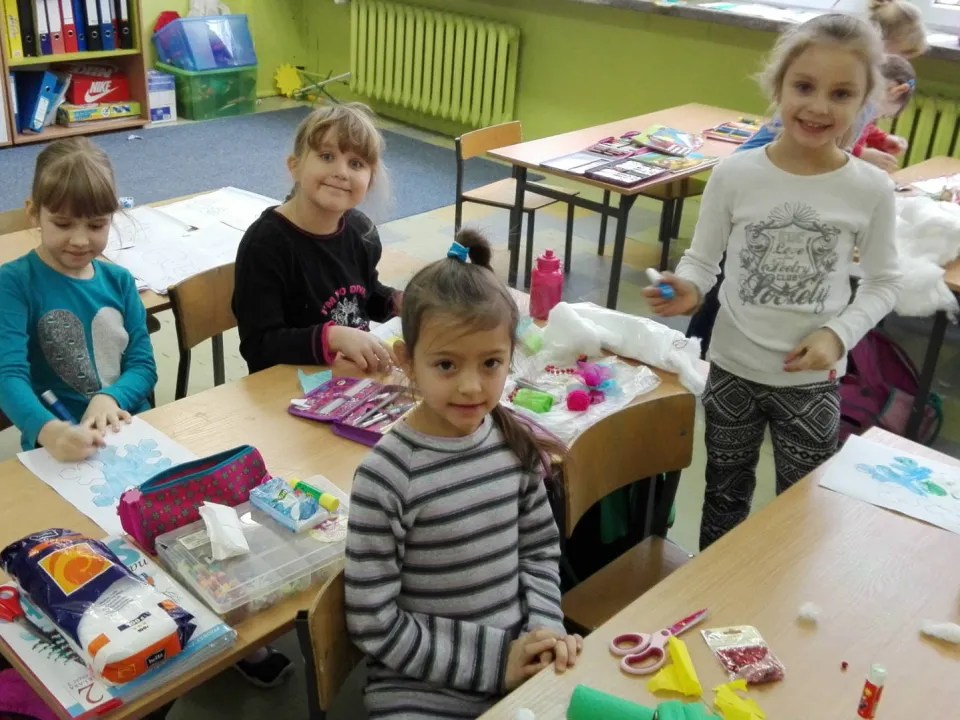 W klasie II d zimowo i światecznie — zdjęcie 1