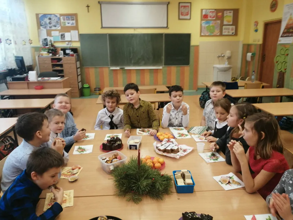 Świątecznie w IIa  — zdjęcie 14