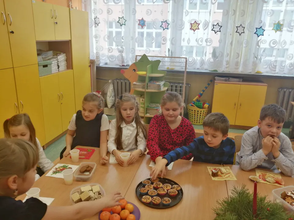 Świątecznie w IIa  — zdjęcie 16