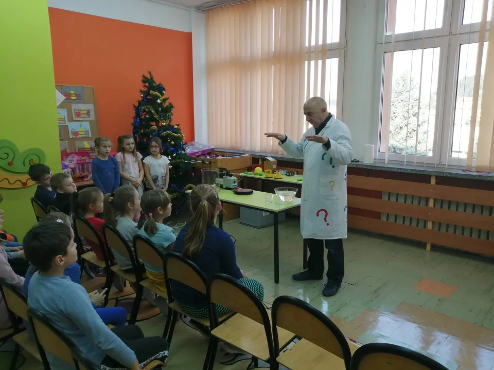 "Fizyka dla smyka" w IIa — zdjęcie 2