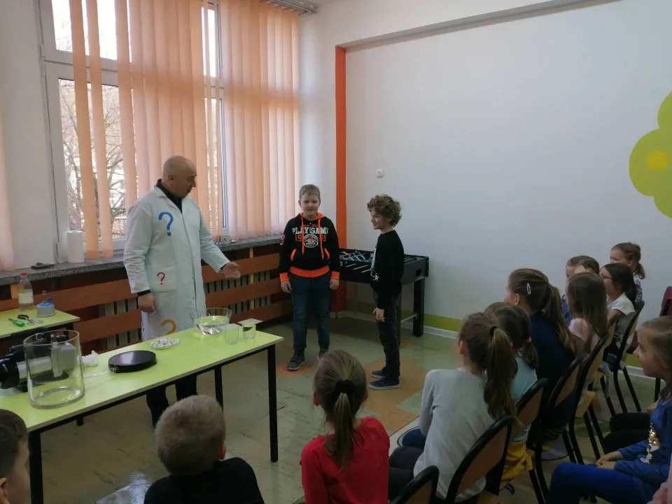 "Fizyka dla smyka" w IIa — zdjęcie 5