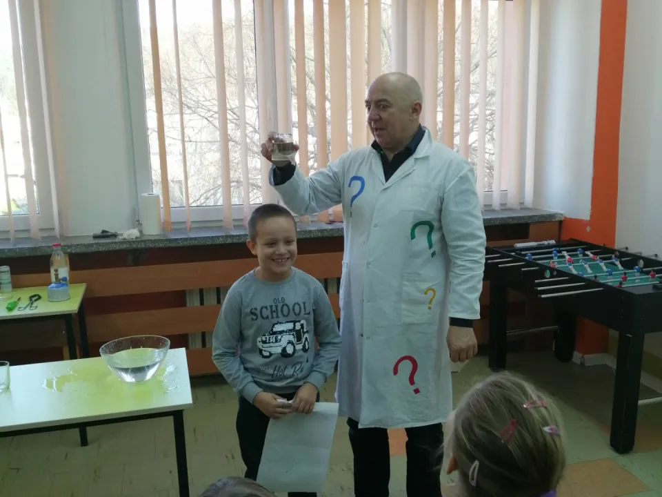 "Fizyka dla smyka" w IIa — zdjęcie 9