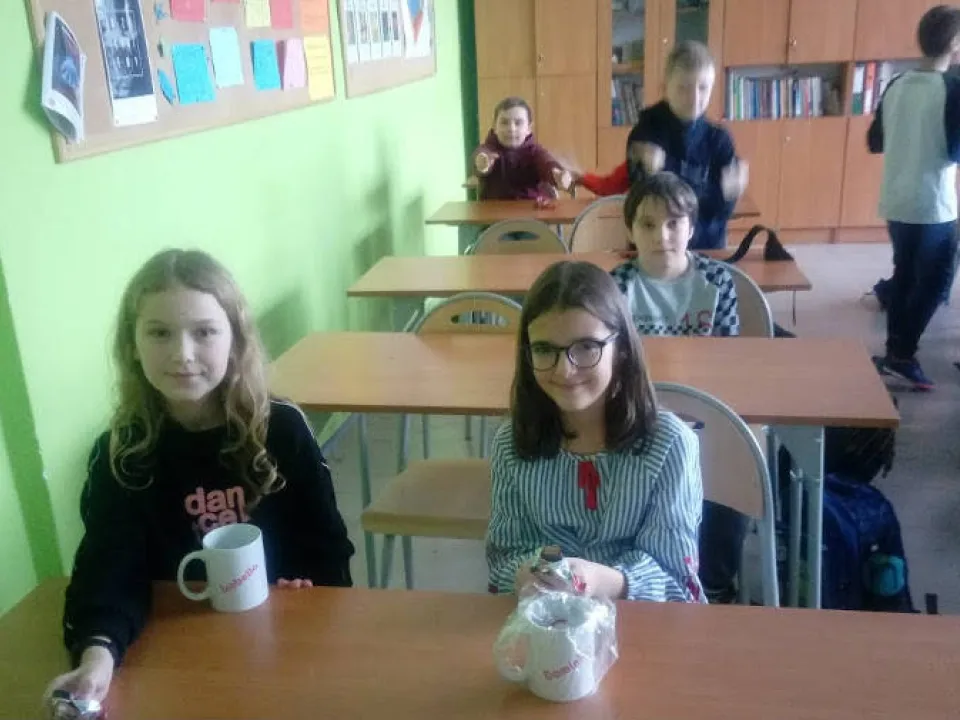 Dzień Kobiet w 5a — zdjęcie 1
