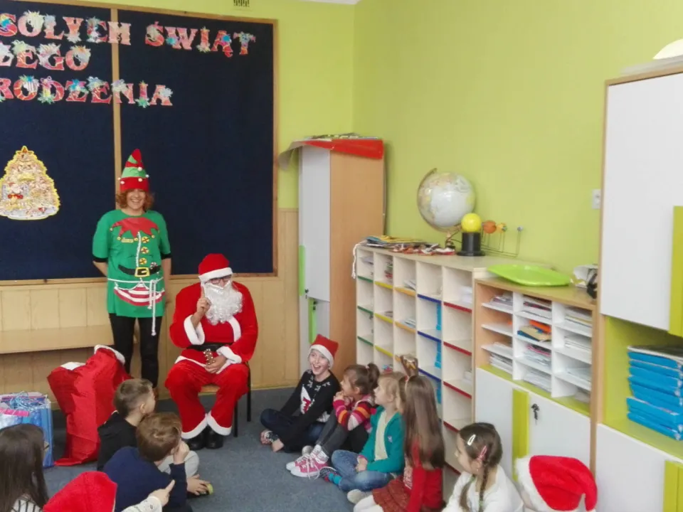 Odwiedziny Świętego Mikołaja w IId — zdjęcie 3