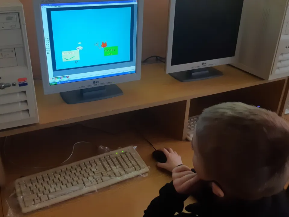 DBI w świetlicy — zdjęcie 3