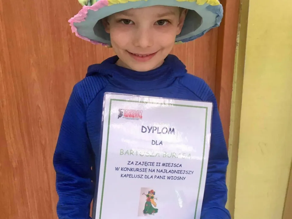 Kapelusz Pani Wiosny — zdjęcie 2