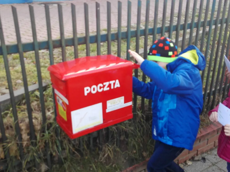 Klasa IId wysyła świateczne życzenia — zdjęcie 2